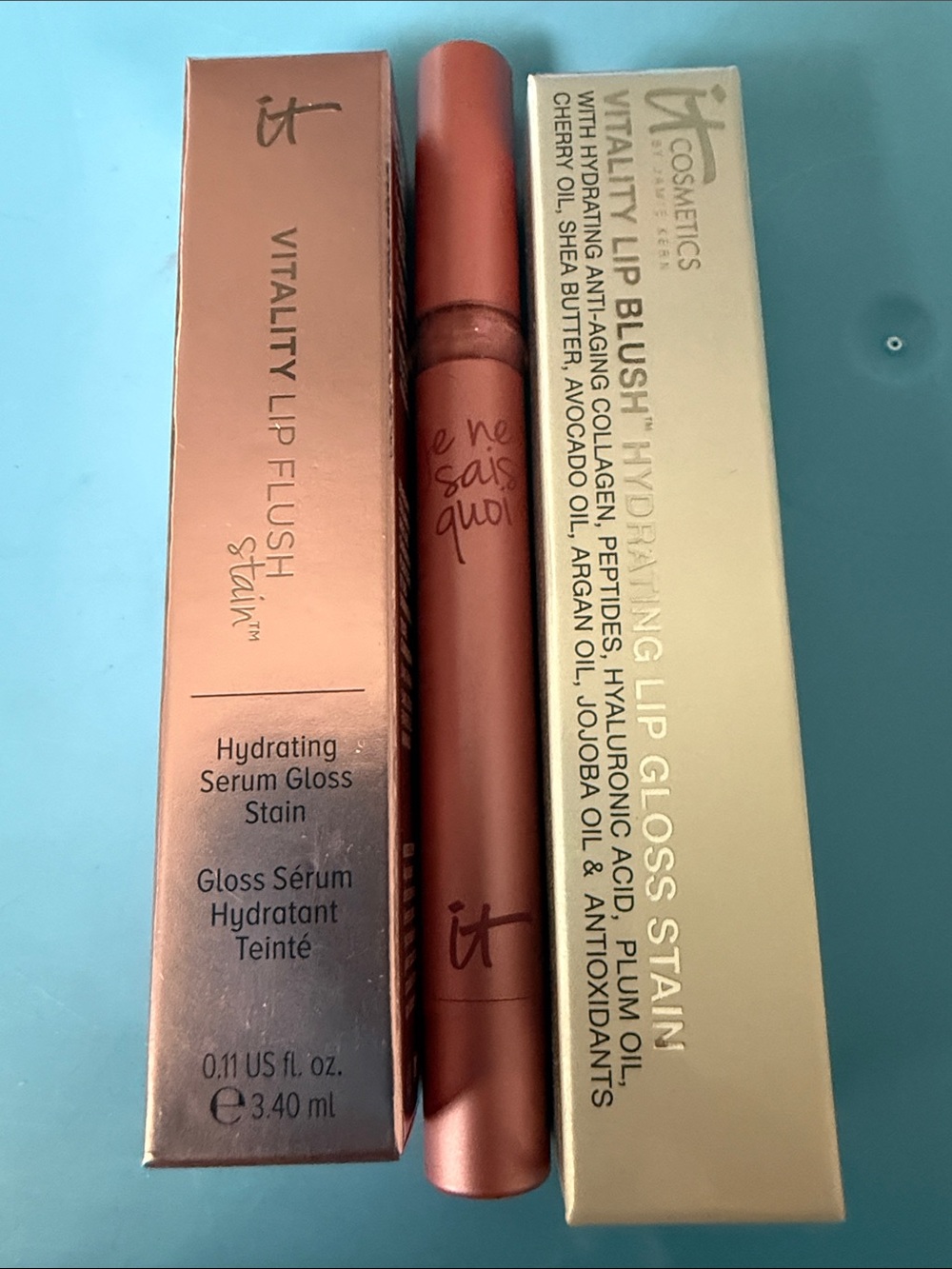 it cosmetics Vitality Lip Flush Hydrating Serum Gloss Stain - Rose Nude